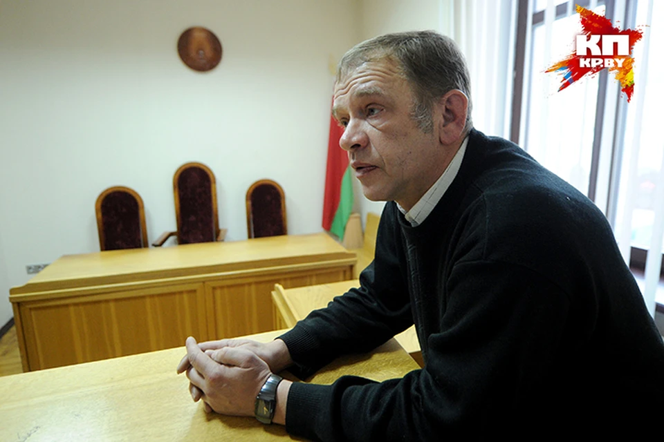 Водитель показал сотруднику ГАИ средний палец и получил в штраф в семь миллионов.