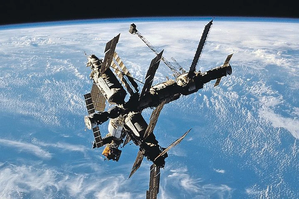 Орбитальная станция «Мир» (19.02.1986 - 23.03.2001). Фото: www.wikimedia.org