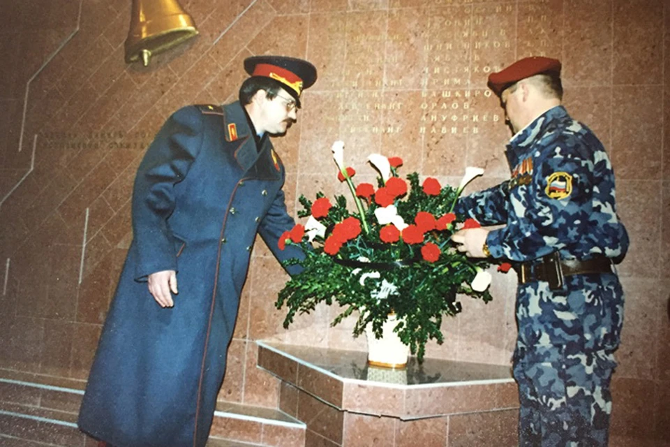 К 2015 году на стене было высечено уже 17 имен...