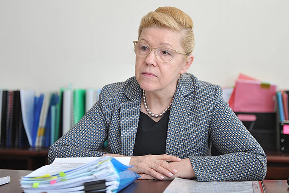 Проблема дорог в Омске действительно возмущает всех жителей, - подтвердила «Комсомолке» член Совета Федерации от Омской области Елена Мизулина