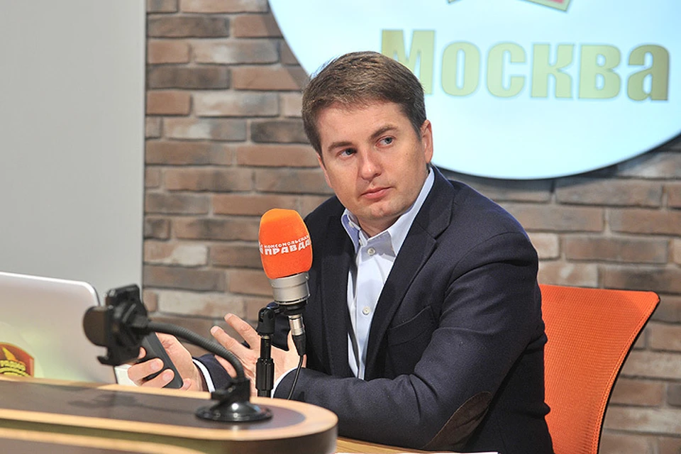 Алексей Немерюк в студии радио "Комсомольская правда"
