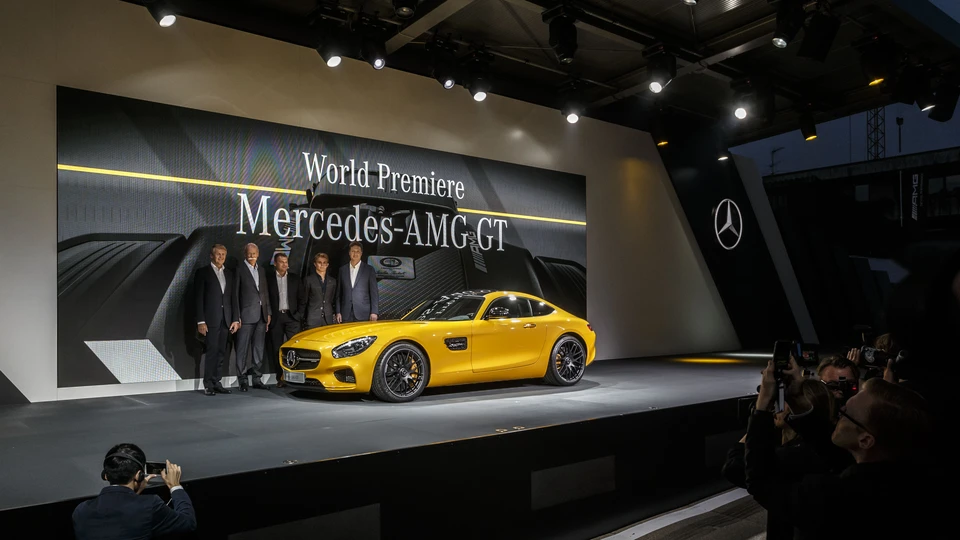 Mercedes AMG GT R уже мелькал на полузакрытых презентациях. Фото Mercedes