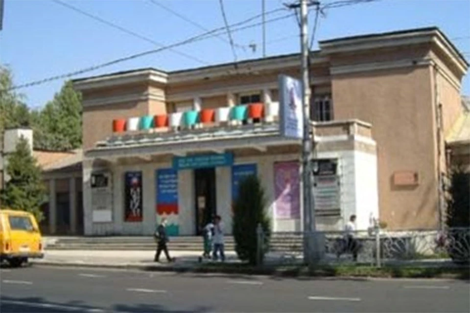 В Душанбе объявили о сносе старейшего Русского драматического театра имени Маяковского. ФОТО Youtube
