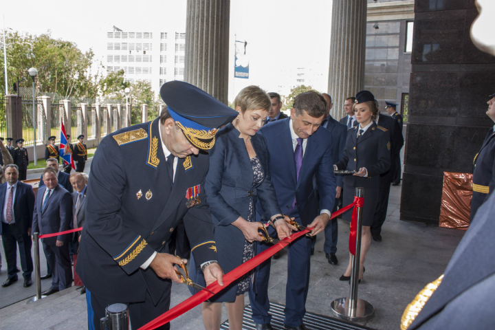 Комплеск открыли торжественно - с губернатором, высоким руководством, красной ленточкой и золотыми ножницами. Фото: пресс-служба УФСБ по Мурманской области.