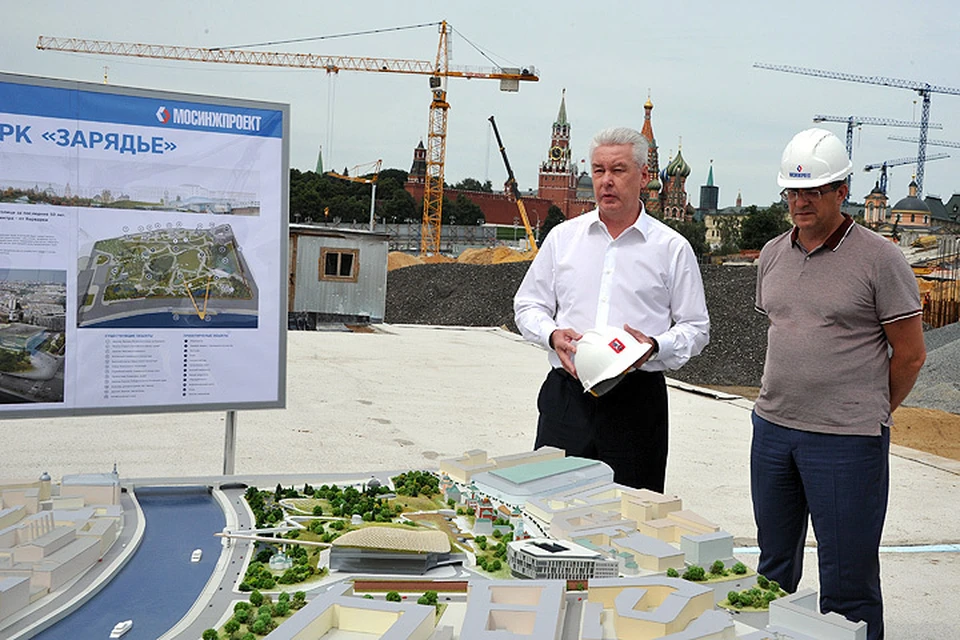 Строительство в Зарядье проинспектировал Сергей Собянин.