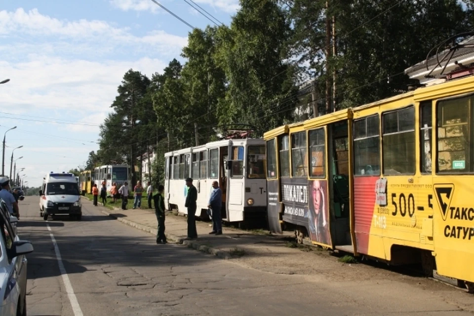 Столкновение трамваев в Ангарске: ДТП устроил пьяный вагоновожатый