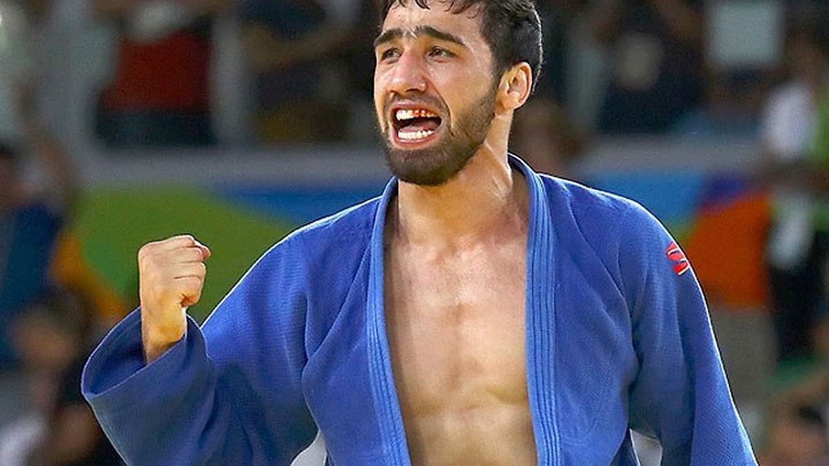 Ең үлкен саңылаулардың фотосуреттері Бұзылған киска порно видео