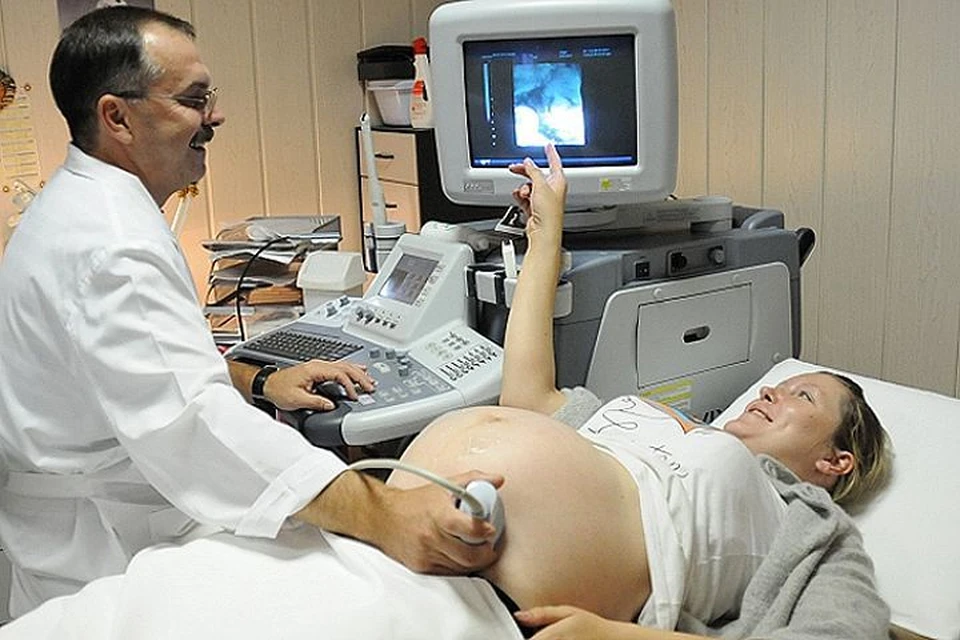 Врачи о новости про 17-месячную беременность в Китае: "Это бред". ФОТО Андрей ГРЕБНЕВ