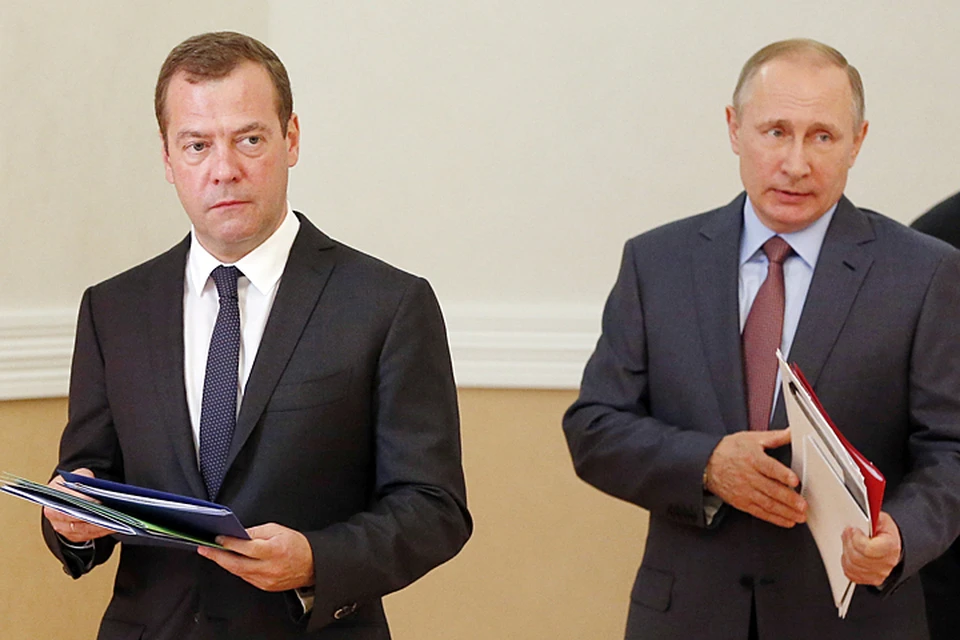 Мы с вами собрались сегодня в Крыму не случайно, - сказал Владимир Путин. Фото: Дмитрий Астахов/ТАСС