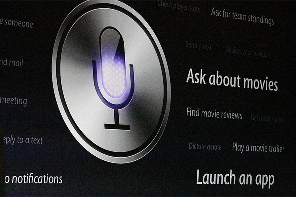 Презентация революционного сервиса Siri от Apple.