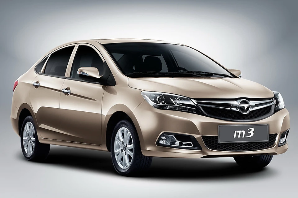Модель М3 - это видоизмененная "трешка" прошлых поколений от Mazda.