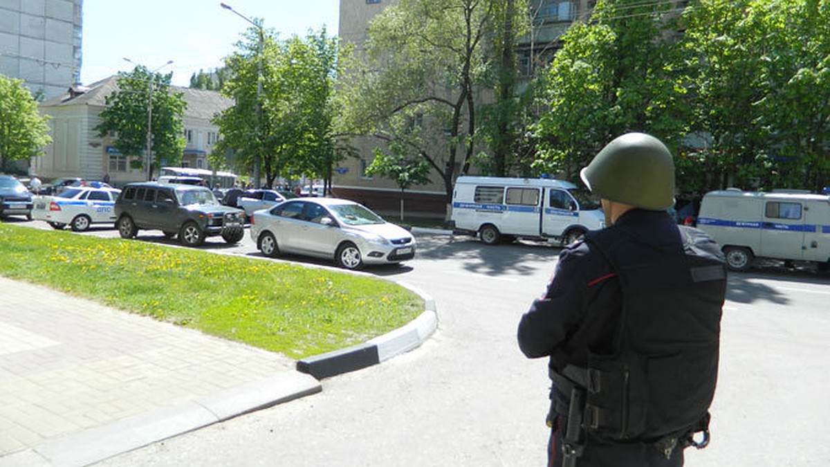 Курянину, обвиненному в попытке взорвать машину в центре Белгорода, вынесли  приговор - KP.RU