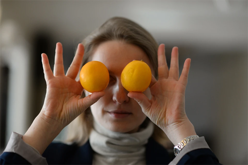 Тяга к лимону может сигналить о возможных проблемах с желчным пузырем и печенью