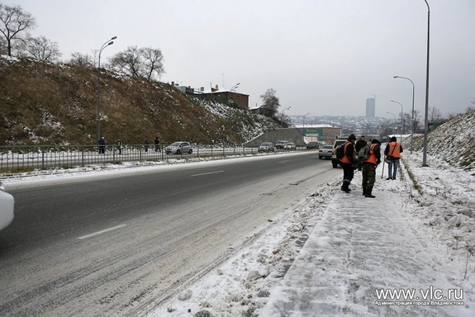 Основные дороги расчищены до асфальта. Фото: vlc.ru