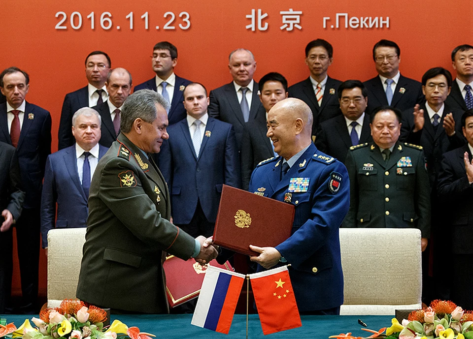 Министр обороны России генерал армии Сергей Шойгу встретился с китайским коллегой.