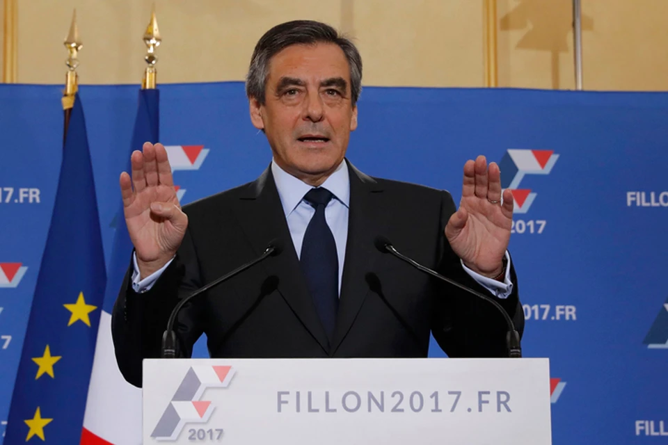 Франсуа Фийон работал премьер-министром при Николя Саркози и теперь метит в президентское кресло Франции.
