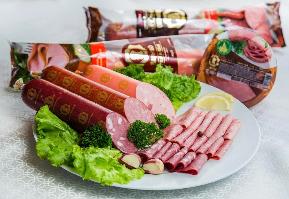 Какой же праздничный стол без вкусной мясной нарезки