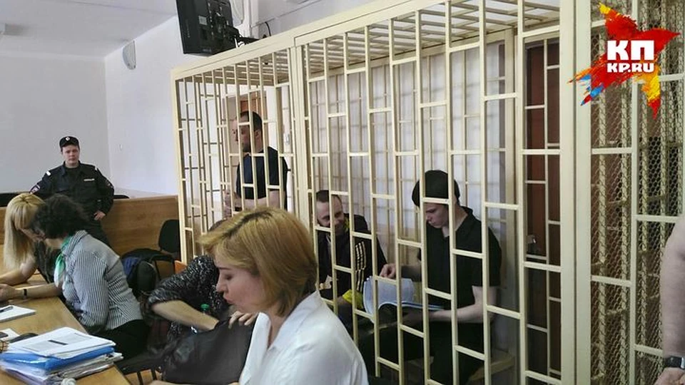 В зале Приморского суда обстановка была накалена до предела