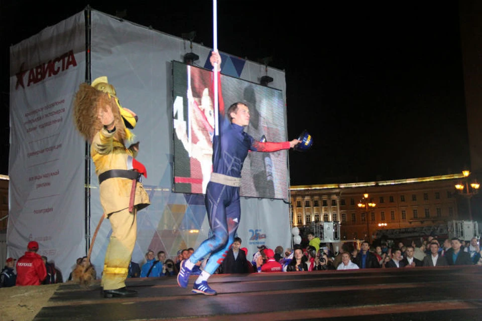 Один из чемпионатов мира по пожарно-спасательному спорту прошел в Петербурге. ФОТО: Анастасия Колесникова