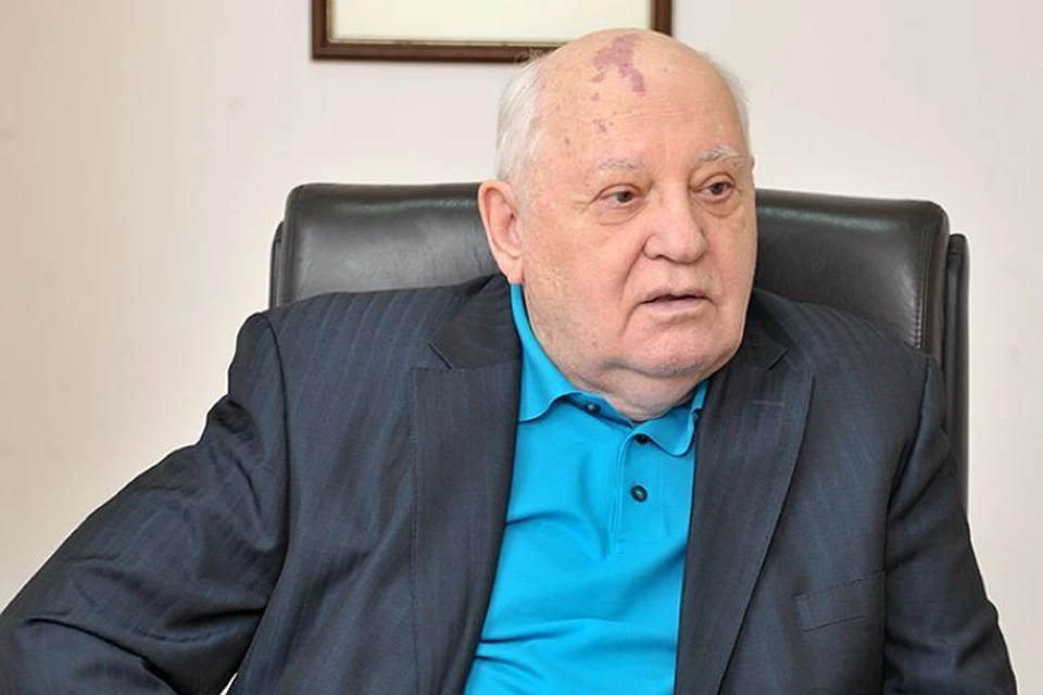 Надеяться на то, что Горбачев приедет в Вильнюс на суд по делу о событиях 13 января 1991-го и тем более даст показания по видеоконференции, разумеется, не стоит.