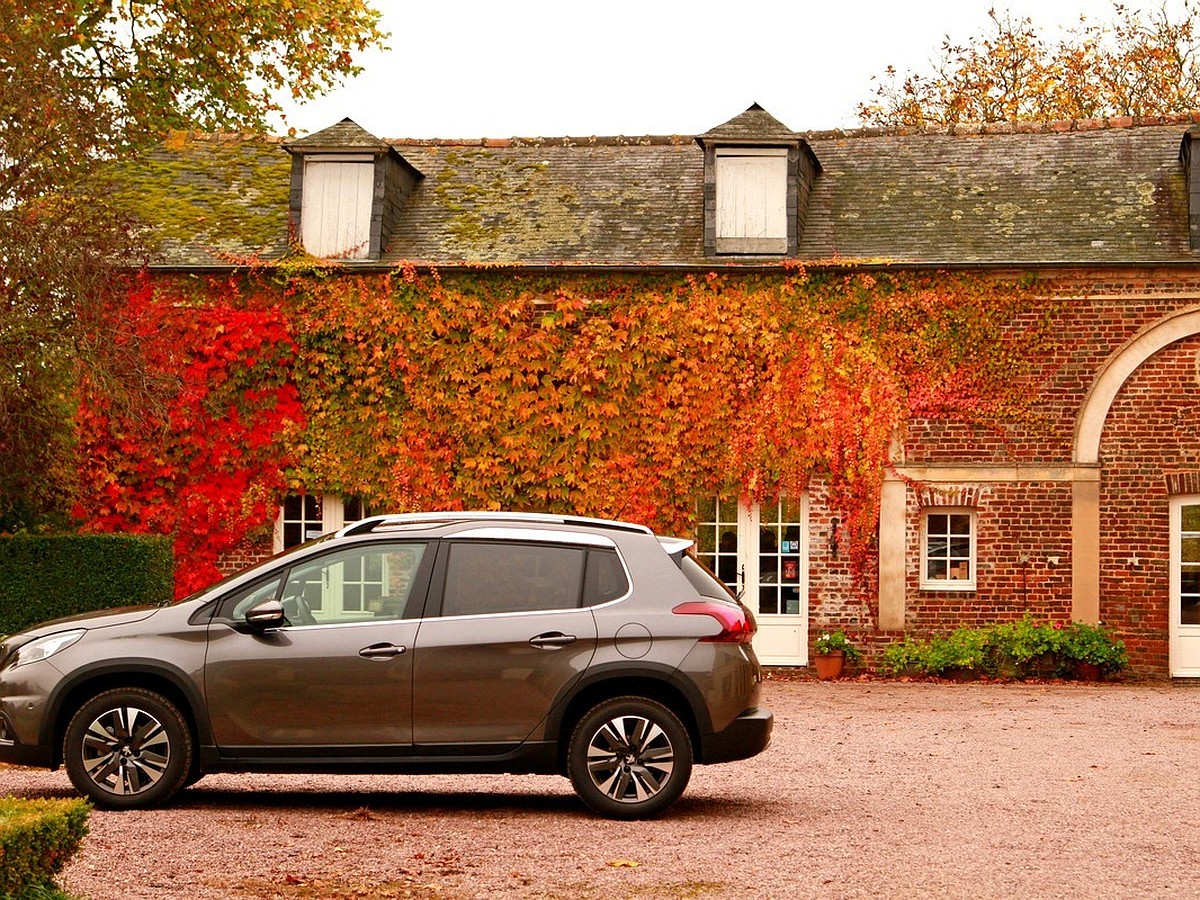 Тест-драйв Peugeot 2008: Новый крестовый поход - KP.RU