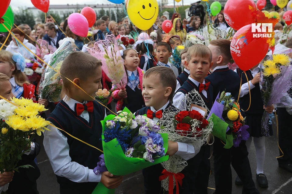 У родителей будущих первоклашек начинается горячая пора
