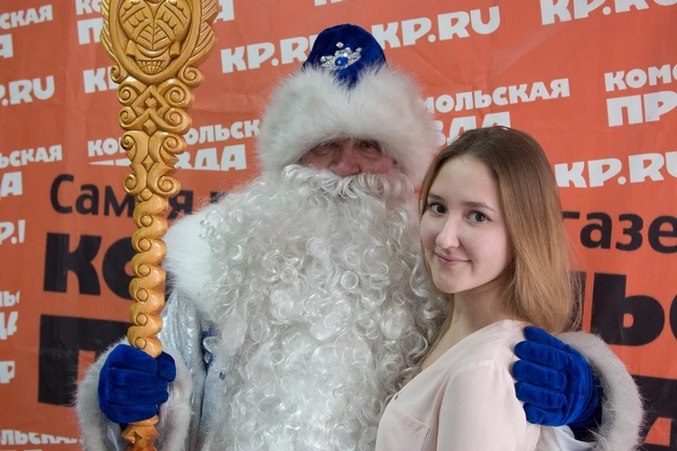 Дед Мороз Готовится К Новому Году