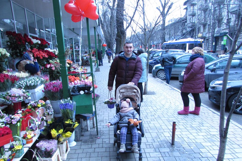 Розы в день святого Валентина подорожали на 15%