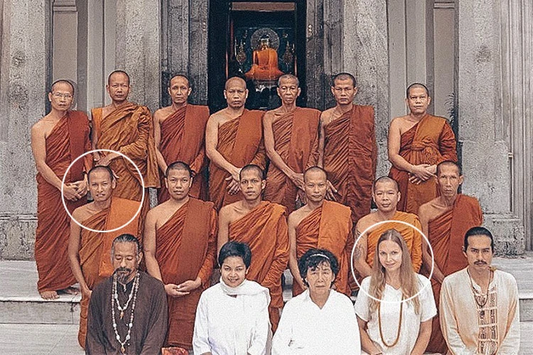 Орыс көзілдірік минет қыз порно