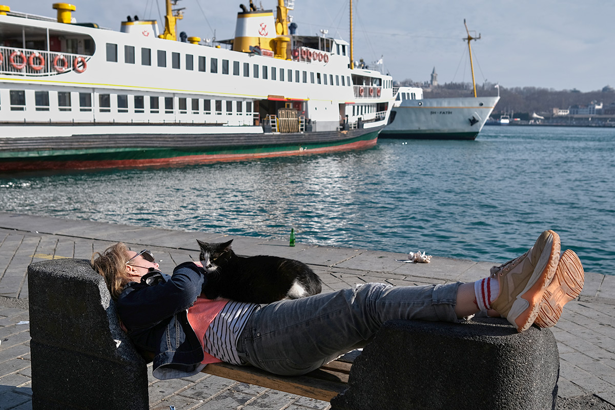 Турцию накрыло волной ковида, главные очаги - провинция Самсун и Стамбул.