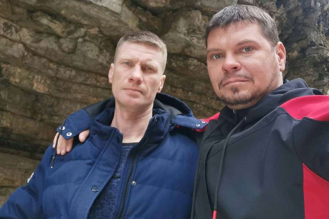 По версии следователей, причиной несчастного случая стало селфи, которое хотел сделать один из мужчин.