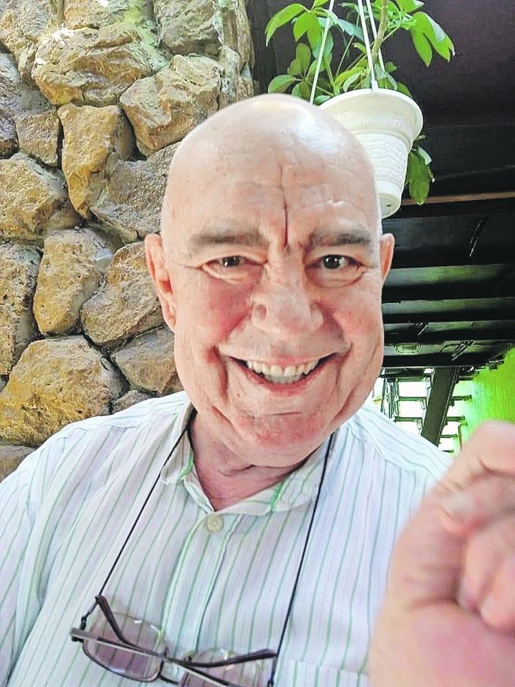 Жалаңаш қыздармен кездесу