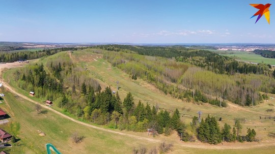 В белорусской Швейцарии непривычная для региона холмистая местность.