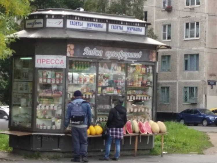 На ВДНХ продолжили сносить павильон под будущий Президентский университет (видео)