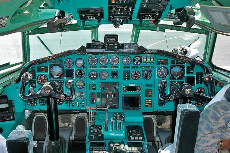 Виды систем управления полётом самолёта. Режимы управления.