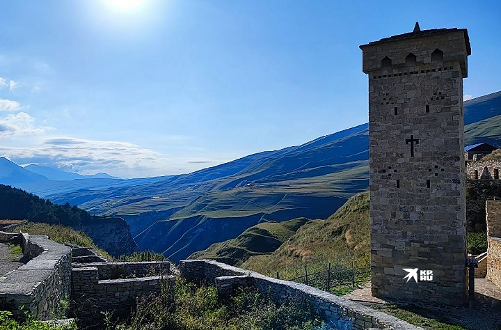 Историко-архитектурный комплекс Хой