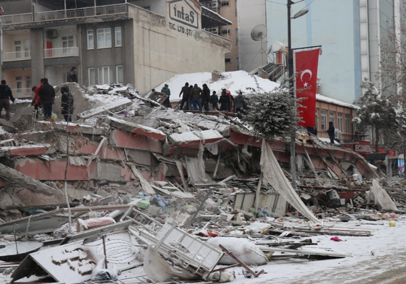 Землетрясение в Турции стало одним из крупнейших бедствий в мире