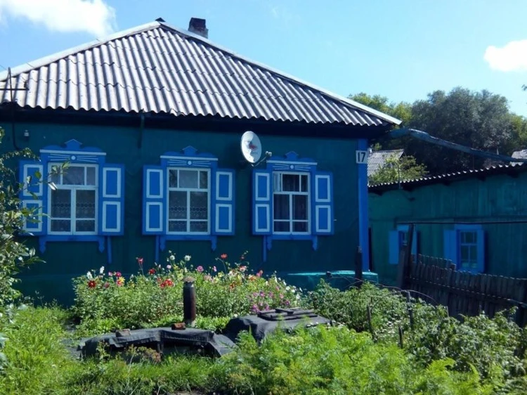 Біз кискадағы пенисті көреміз Ұлының дос қызының сексі