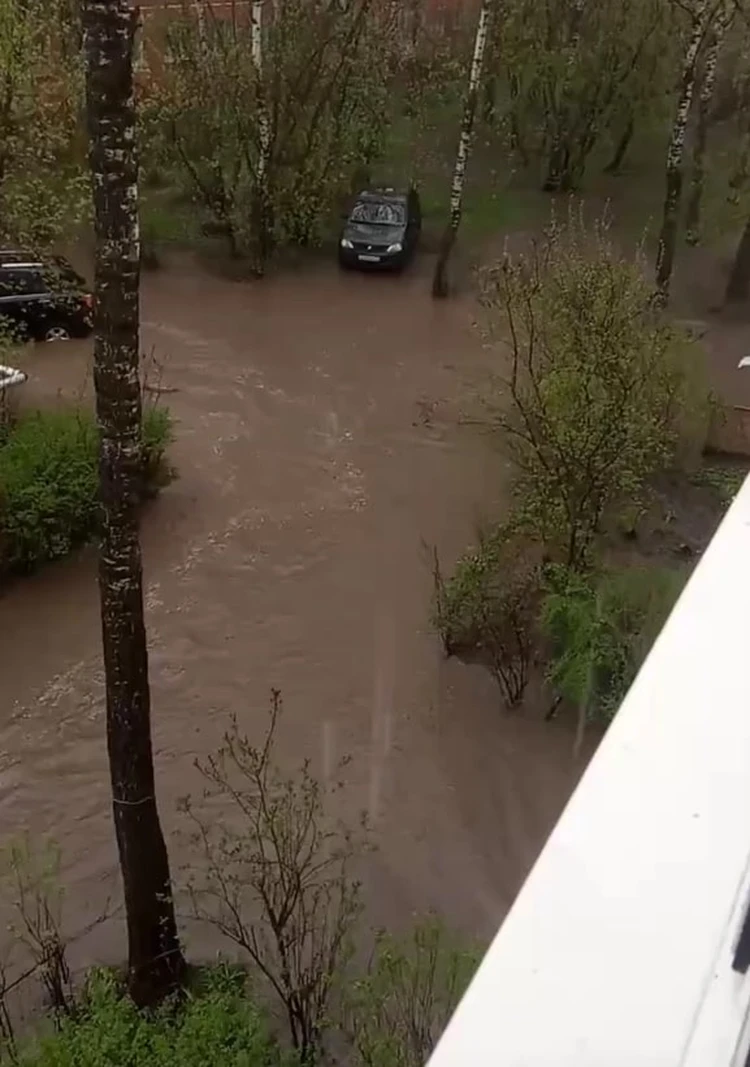 Кострома ушла под воду из-за аномальной непогоды - KP.RU