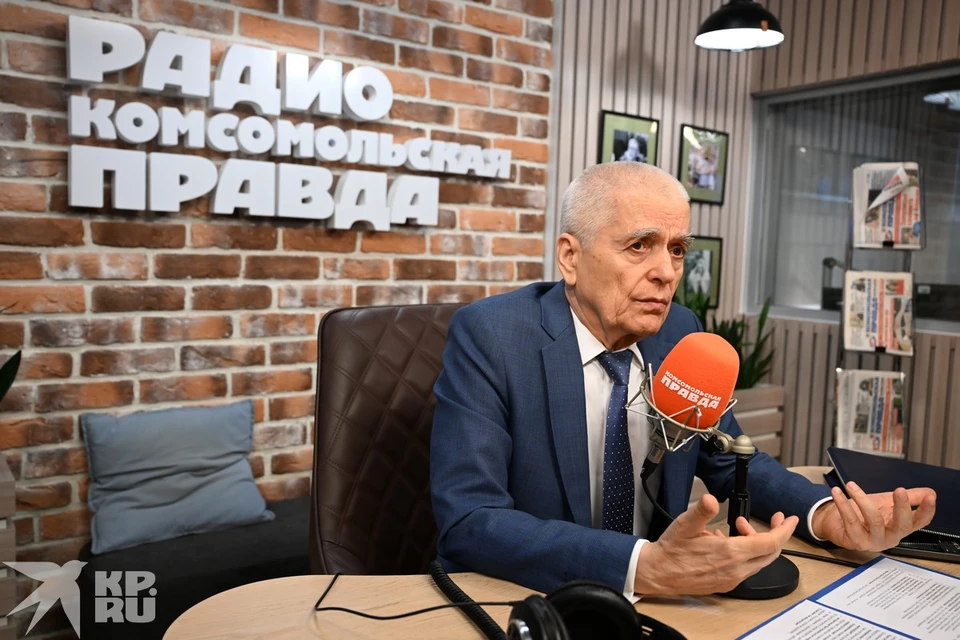 Академик РАН, доктор медицинских наук Геннадий Онищенко
