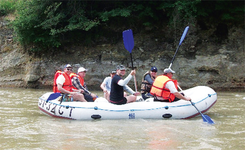 Местами течение слабое, есть время полюбоваться красотами.