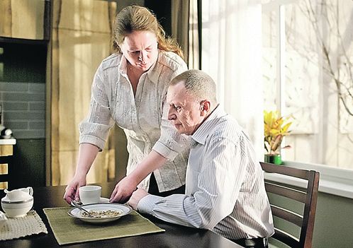 Елена (Надежда Маркина) решила свести мужа-олигарха (Андрей Смирнов) в могилу.