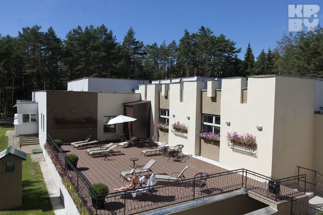 Специальная веранда для загорания.